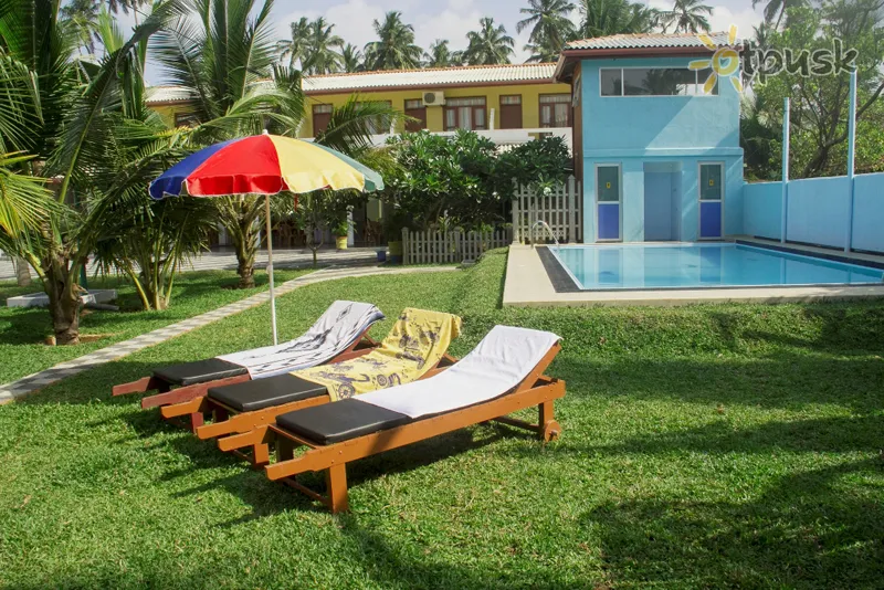 Фото отеля Larns Villa 2* Wadduwa Šri Lanka išorė ir baseinai