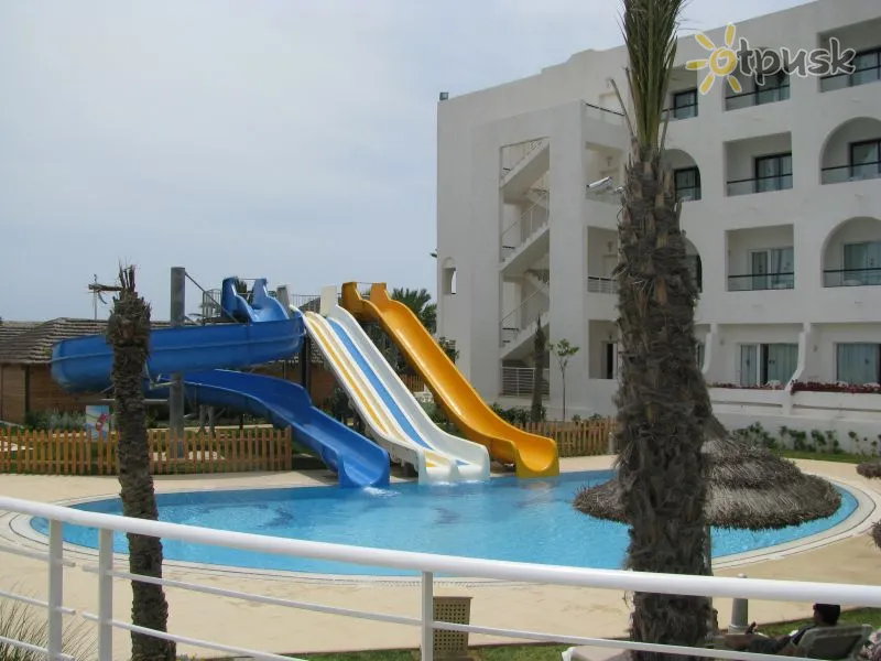 Фото отеля Vincci Nozha Beach & Spa 4* Hammamets Tunisija akvaparks, slidkalniņi