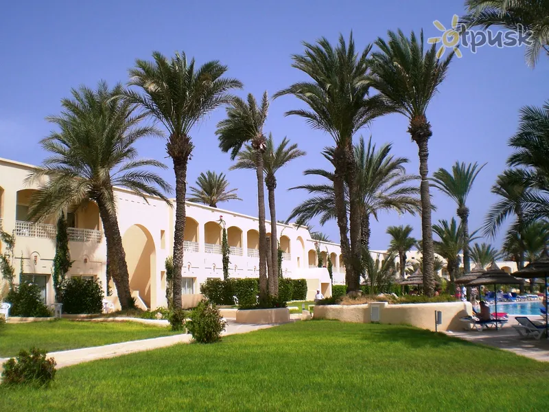 Фото отеля Zephir Spa & Hotel 4* о. Джерба Тунис экстерьер и бассейны