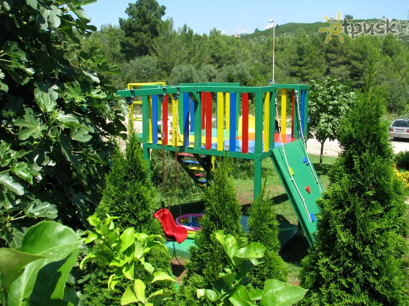 Фото отеля Maki Apartments 3* Тіват Чорногорія для дітей
