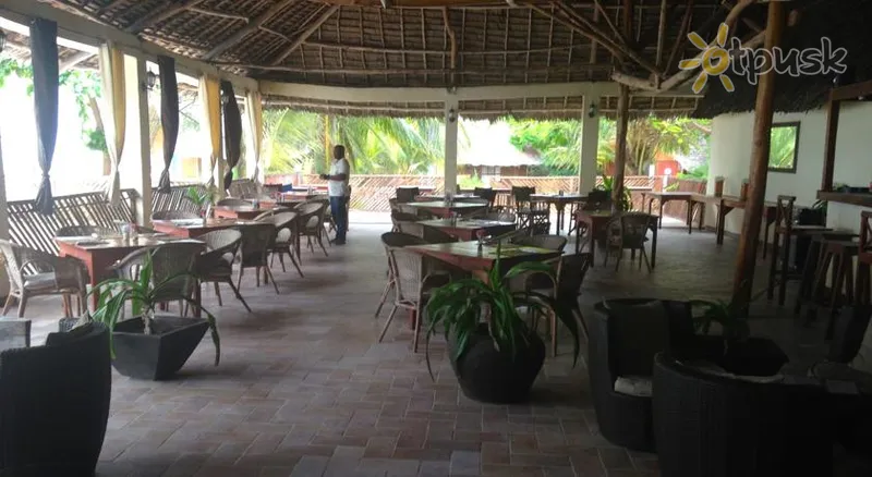Фото отеля Cristal Resort 3* Lappuse Tanzānija bāri un restorāni