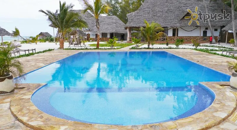 Фото отеля The Dhow Club 3* Пвані Мчангані Танзанія екстер'єр та басейни