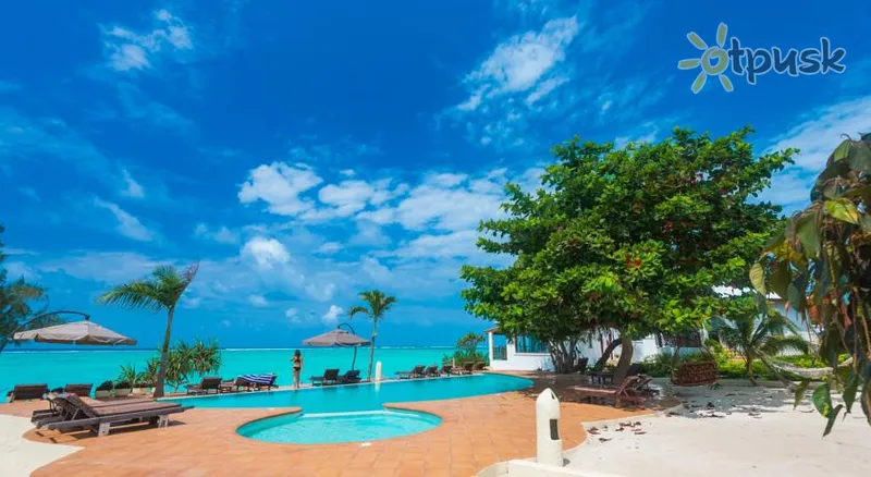 Фото отеля Warere Beach Hotel 4* Нунгві Танзанія екстер'єр та басейни