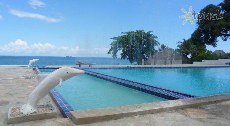 Фото отеля Amaan Ocean Kihinani Hotel 3* Бубубу Танзания экстерьер и бассейны