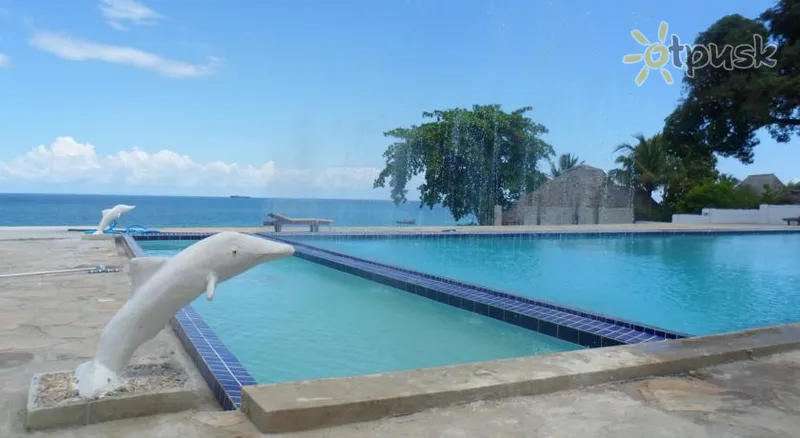 Фото отеля Amaan Ocean Kihinani Hotel 3* Бу Бу бу Танзанія екстер'єр та басейни