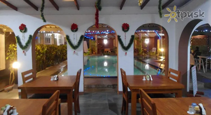 Фото отеля Ranveli Beach Resort 1* Коломбо Шри-Ланка бары и рестораны