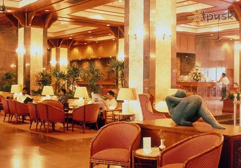 Фото отеля Trans Asia Hotel 4* Коломбо Шри-Ланка лобби и интерьер