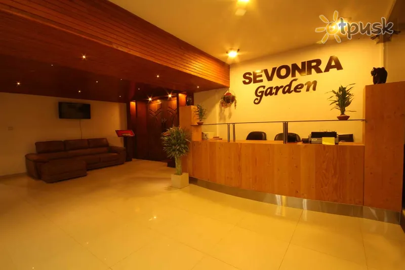 Фото отеля Sevonra Garden 4* Унаватуна Шри-Ланка лобби и интерьер