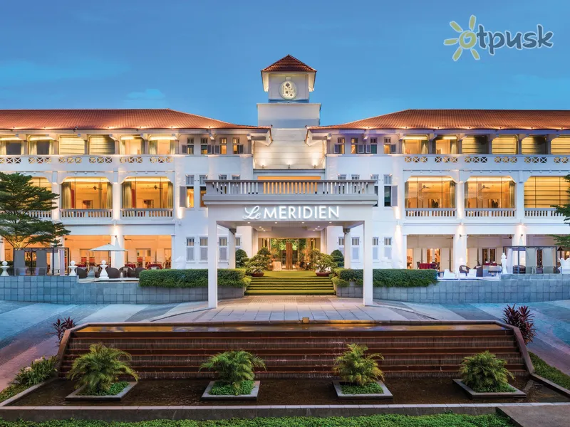 Фото отеля Le Meridien Singapore 5* Сентоса Сингапур экстерьер и бассейны