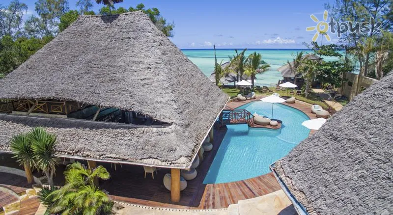 Фото отеля Tulia Zanzibar Unique Beach Resort 5* Pongwe Tanzanija išorė ir baseinai