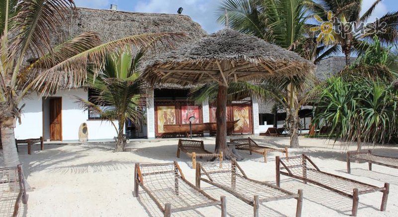 Фото отеля Uroa Bay Beach Resort 4* Уроа Танзания экстерьер и бассейны