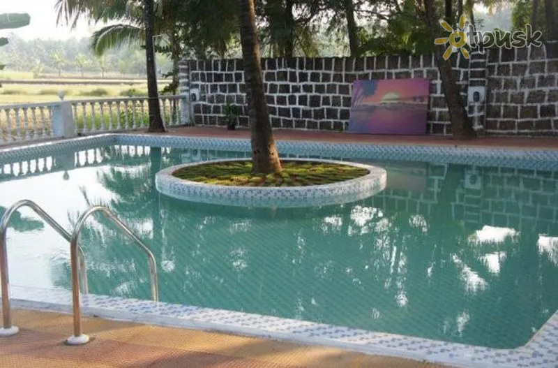 Фото отеля Shiva Ashvem 2* Північний Гоа Індія екстер'єр та басейни