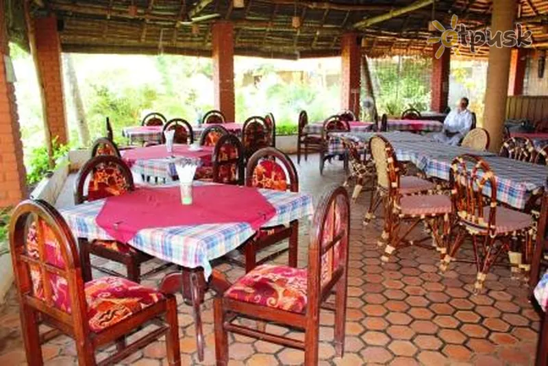 Фото отеля Shinshiva Ayurvedic Resort 2* Kerala Indija barai ir restoranai
