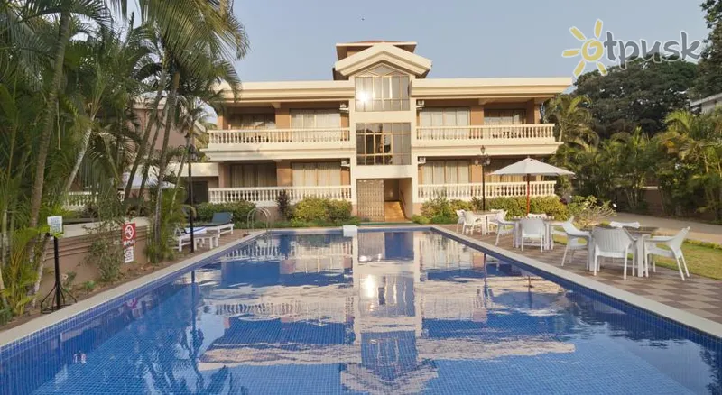 Фото отеля De Mandarin Beach Resort Suites & Villas 4* Північний Гоа Індія екстер'єр та басейни