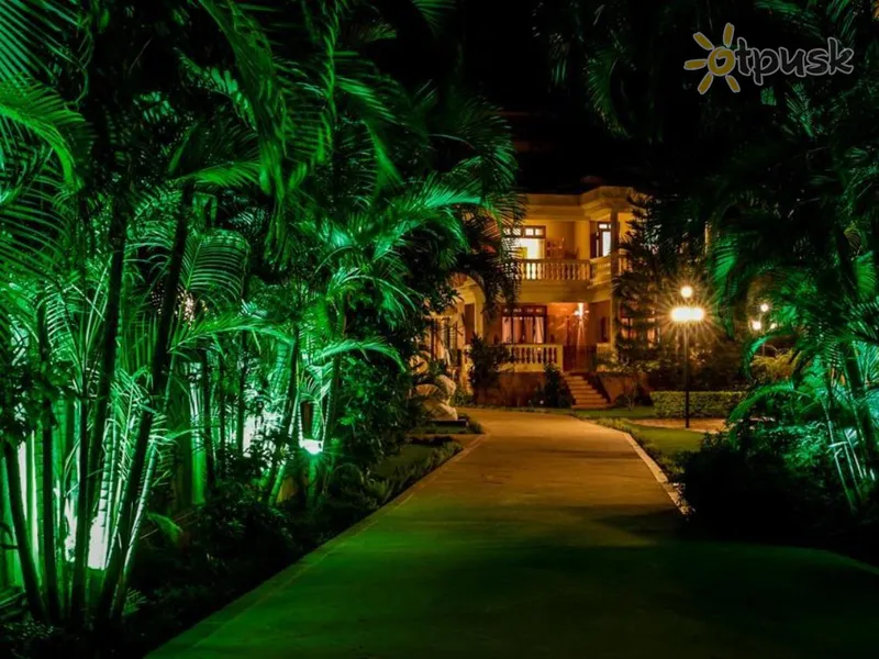 Фото отеля De Mandarin Beach Resort Suites & Villas 4* Северный Гоа Индия экстерьер и бассейны
