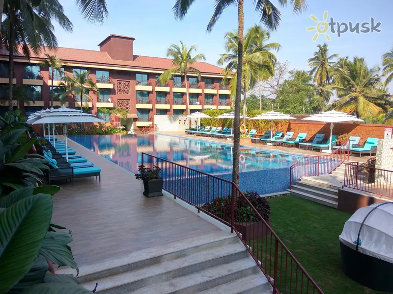 Фото отеля Premier Inn Goa Anjuna Hotel 3* Северный Гоа Индия экстерьер и бассейны