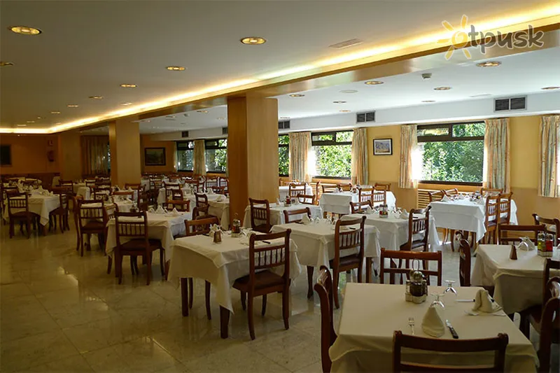 Фото отеля Evenia Coray Hotel 3* Stovykla Andora barai ir restoranai