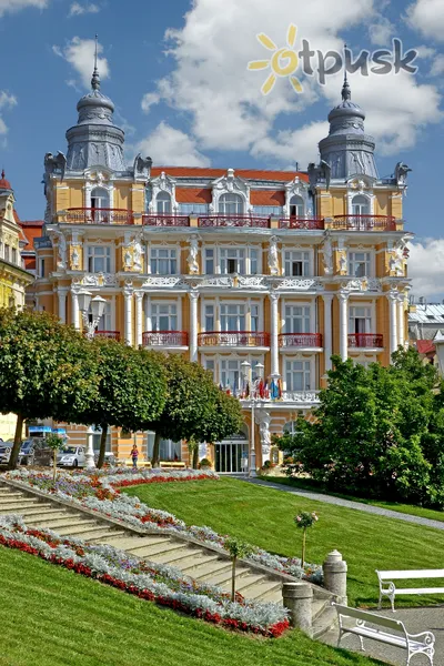 Фото отеля Hvezda 4* Марианске-Лазне Чехия экстерьер и бассейны