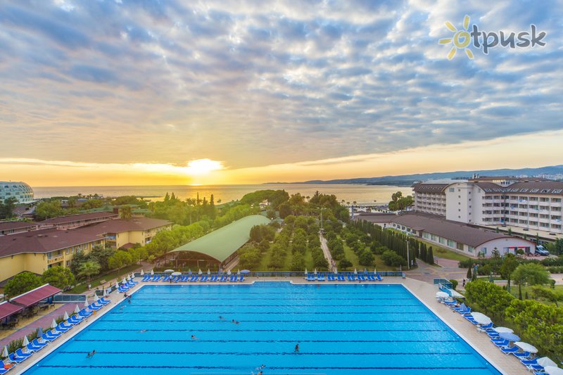 Фото отеля Lonicera Resort & Spa 5* Алания Турция экстерьер и бассейны