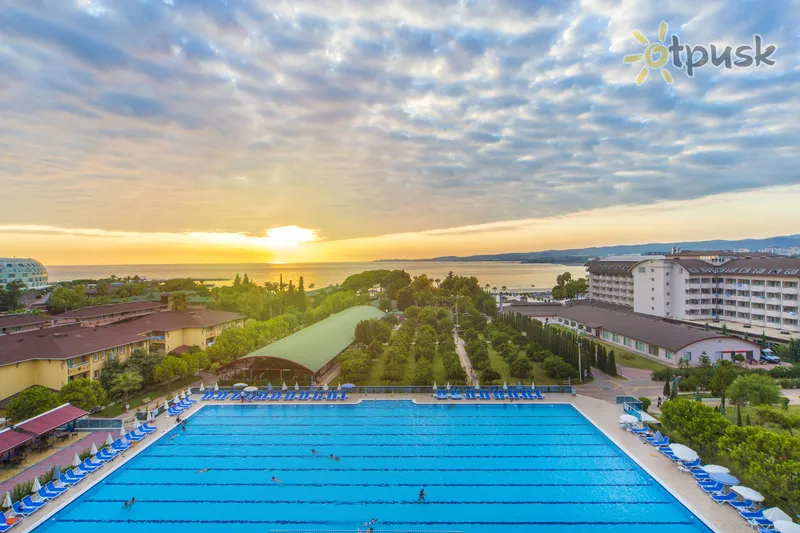 Фото отеля Lonicera Resort & Spa 5* Аланія Туреччина екстер'єр та басейни
