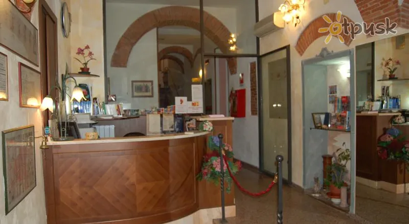 Фото отеля Leonardo Hotel 3* Piza Italija fojė ir interjeras