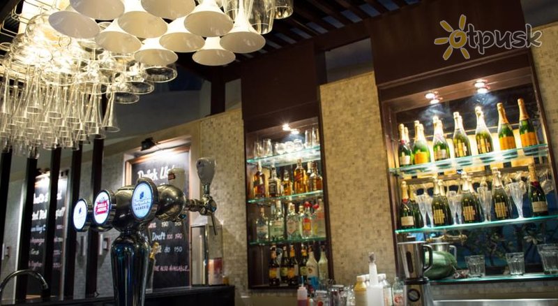 Фото отеля A-One Pattaya Beach Resort 4* Паттайя Таиланд бары и рестораны