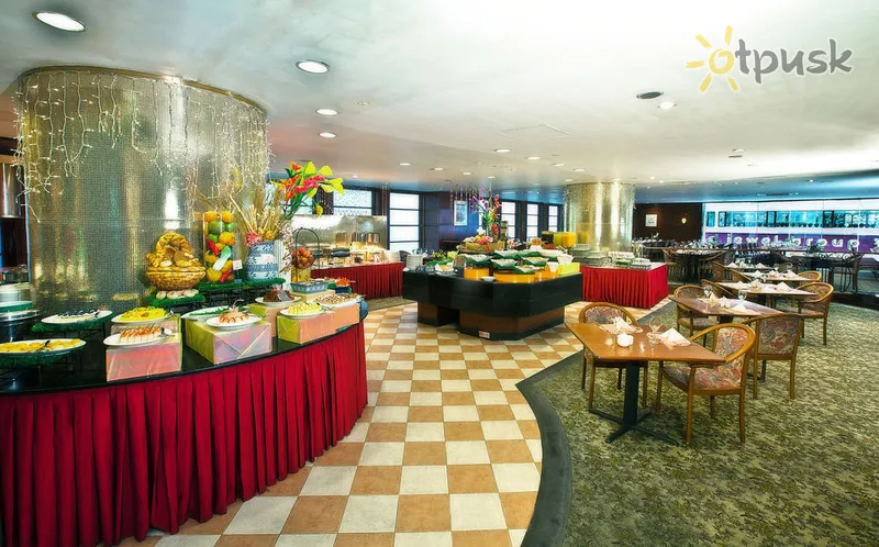 Фото отеля The Kimberley Hotel 4* Гонконг Гонконг бари та ресторани