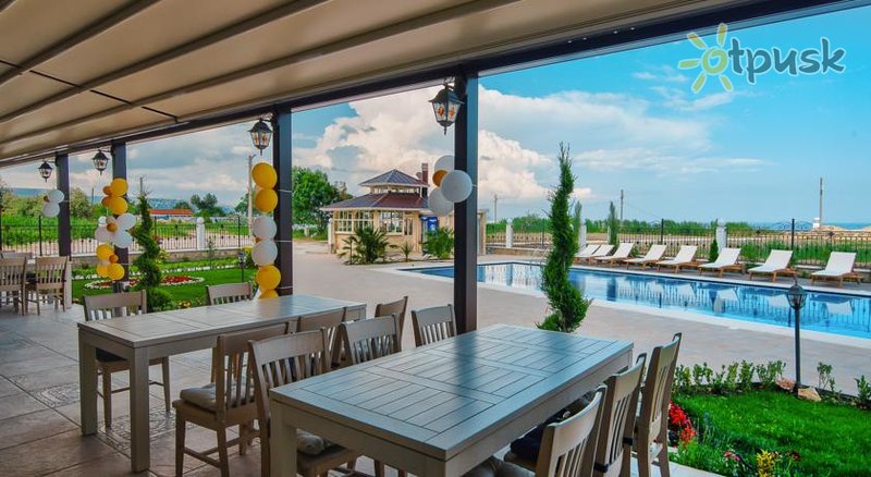 Фото отеля Sunny Castle 4* Кранево Болгария бары и рестораны