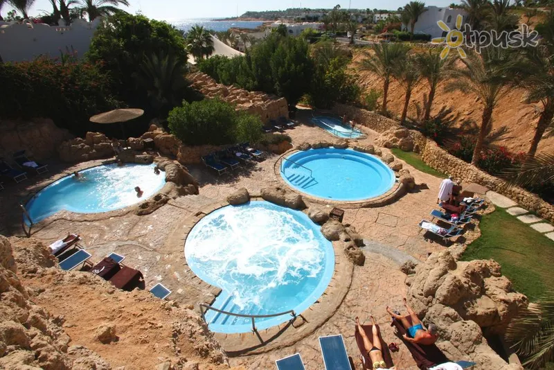 Фото отеля Domina Coral Bay Resort, Diving, Spa & Casino 5* Šarm el Šeichas Egiptas išorė ir baseinai