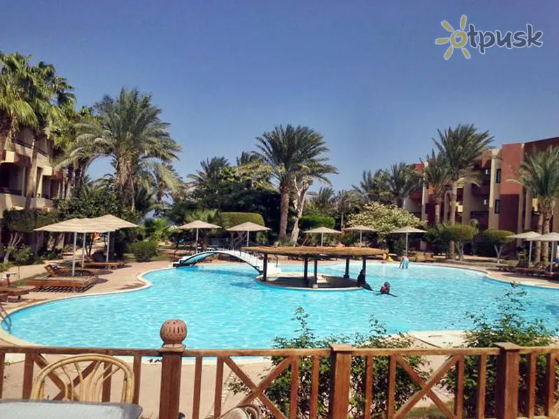 Фото отеля El Geisum Village 2* Хургада Єгипет екстер'єр та басейни