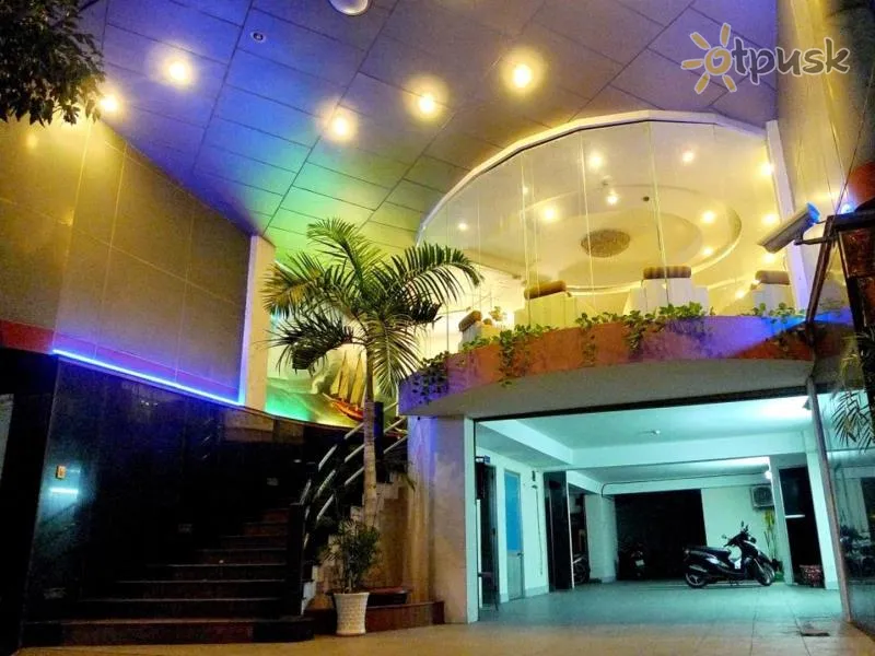 Фото отеля Dong Hung Hotel 3* Нячанг В'єтнам екстер'єр та басейни