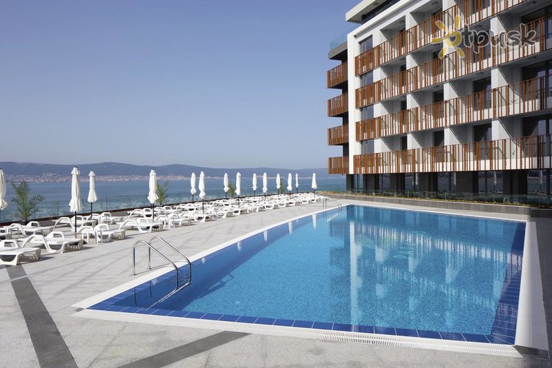 Фото отеля Paradiso Aparthotel Nessebar 3* Несебр Болгария экстерьер и бассейны