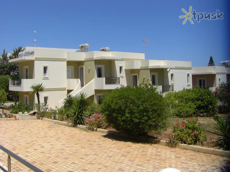 Фото отеля Ran-Mari Apartments 3* о. Крит – Іракліон Греція екстер'єр та басейни
