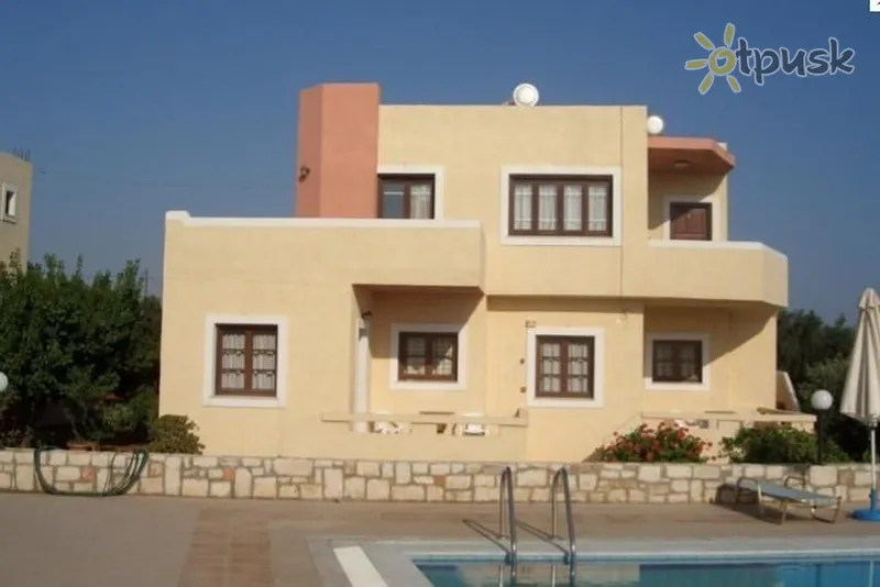 Фото отеля Adonis Apartments 2* о. Крит – Іракліон Греція екстер'єр та басейни