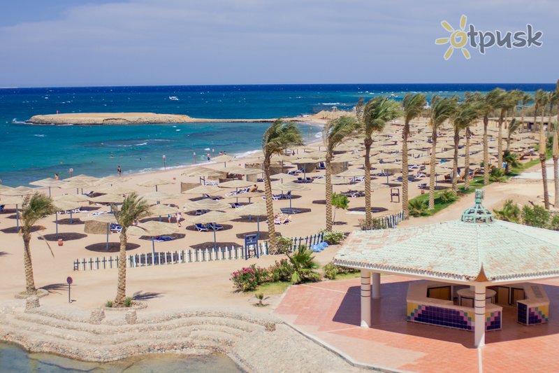 Фото отеля Golden 5 Topaz Suites Hotel 4* Хургада Египет пляж