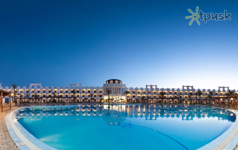 Фото отеля Golden 5 Topaz Suites Hotel 4* Hurgada Egiptas išorė ir baseinai