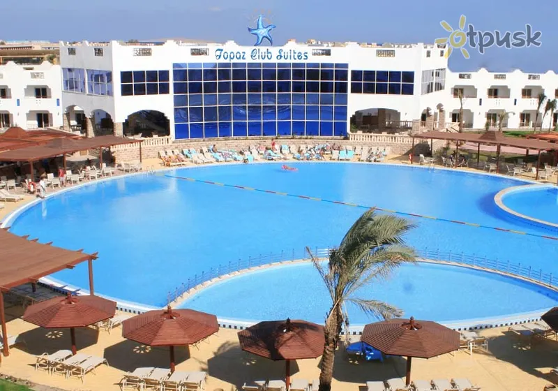 Фото отеля Golden 5 Topaz Suites Hotel 4* Хургада Єгипет екстер'єр та басейни