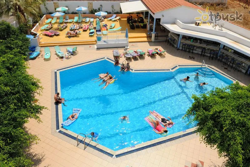 Фото отеля Melissa Apartments 2* о. Крит – Іракліон Греція екстер'єр та басейни