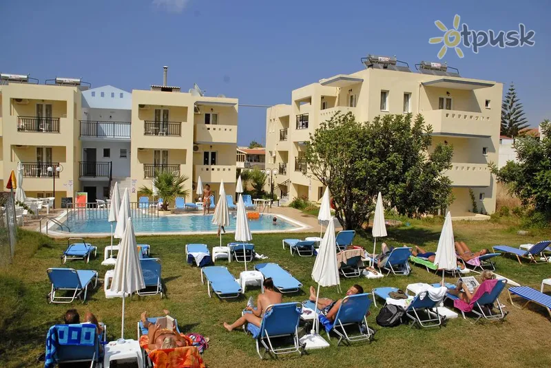 Фото отеля Sunshine Studios & Apartments 2* Kreta – Heraklionas Graikija išorė ir baseinai