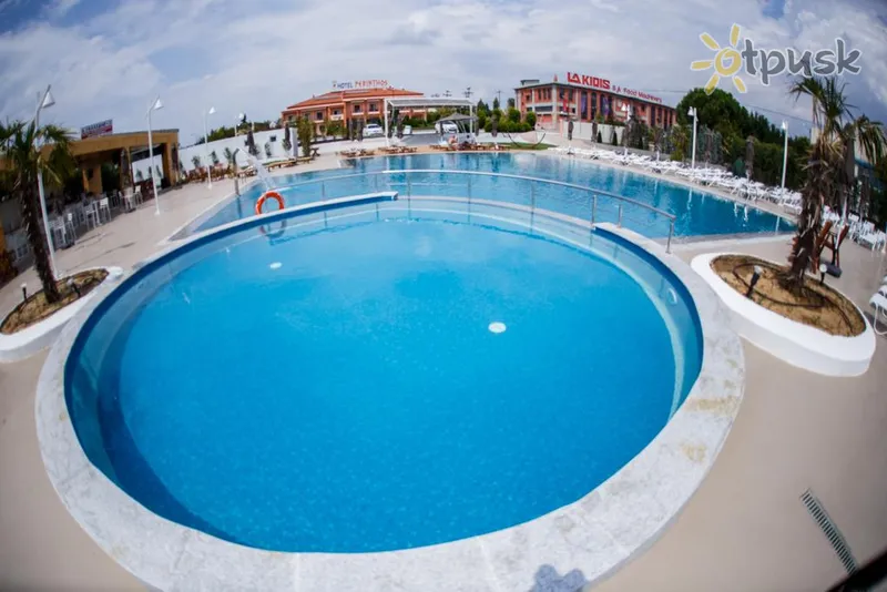 Фото отеля Perinthos Hotel 3* Saloniki Grieķija ārpuse un baseini