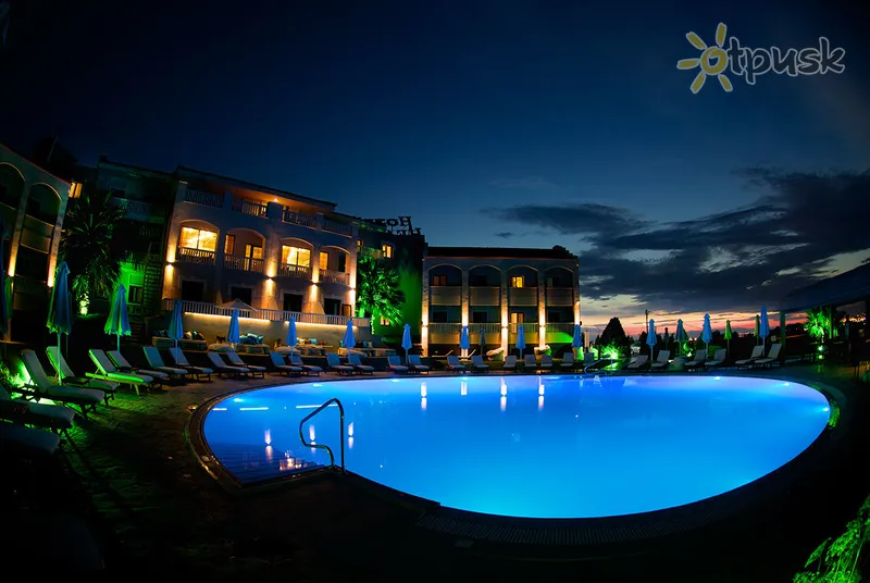 Фото отеля Heaven Hotel 3* Salonikai Graikija išorė ir baseinai