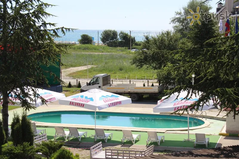 Фото отеля DSK Hotel 1* Kranevo Bulgārija ārpuse un baseini