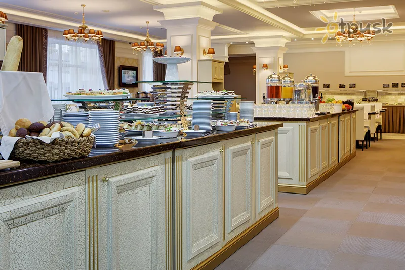 Фото отеля Пальмира Палас 4* Ялта Крым бары и рестораны