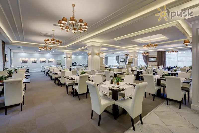 Фото отеля Пальміра Палас 4* Ялта Крим бари та ресторани