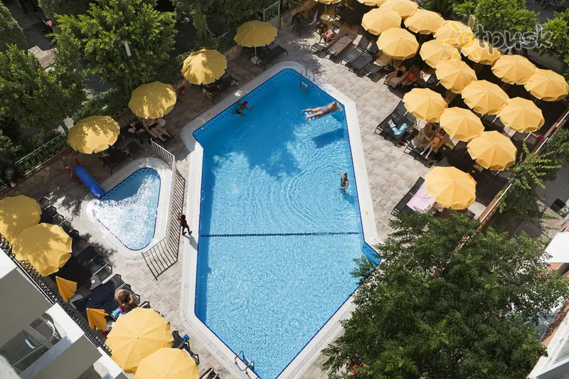 Фото отеля Villa Sun Flower Aparts & Suites 4* Алания Турция экстерьер и бассейны