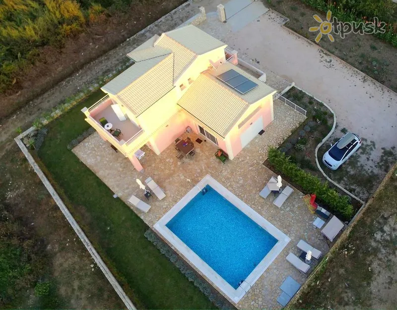 Фото отеля Roda Park Villa 2* Korfu Graikija išorė ir baseinai