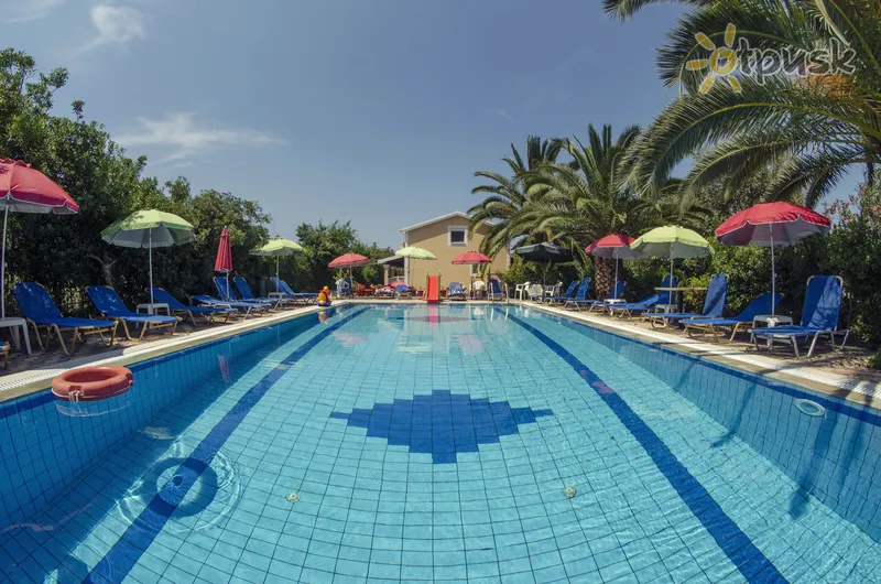 Фото отеля Eleni Family Apartments 3* о. Корфу Греція екстер'єр та басейни