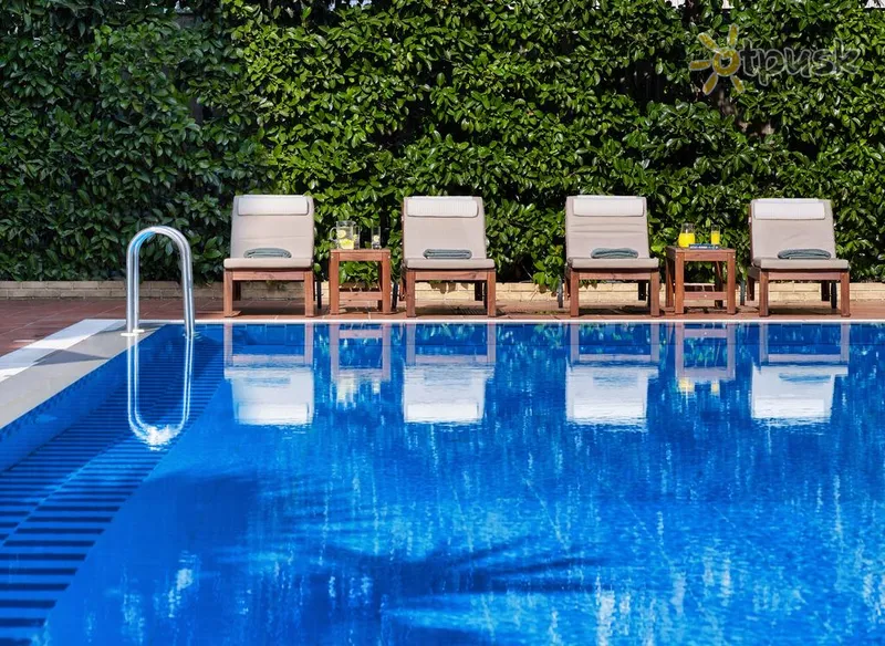 Фото отеля Blazer Suites Hotel 4* Atēnas Grieķija ārpuse un baseini