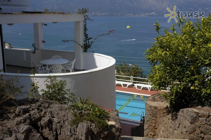 Фото отеля Nikolaos House 3* Korfu Graikija išorė ir baseinai