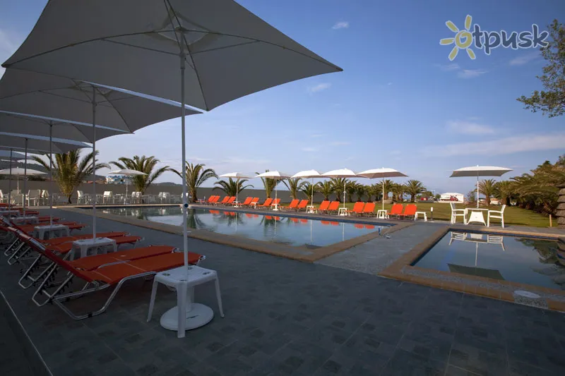 Фото отеля Thalassa Boutique Hotel 3* Халкідікі – Сітонія Греція екстер'єр та басейни